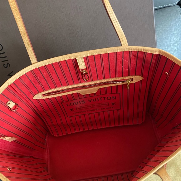 ❌SOLD❌Louis Vuitton Neverfull MM - Picture 3 of 17